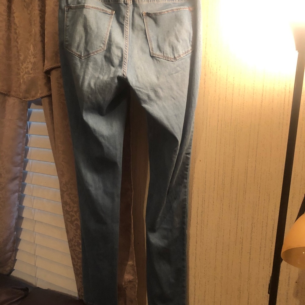Jeans - Picture 2 of 2